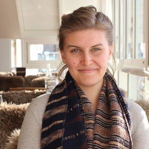 Meet your Posher, Ally